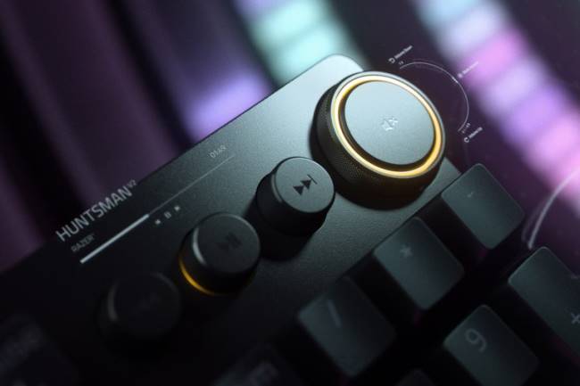 Huntsman v2 - klikalny przełącznik optyczny - us Razer ZF6469 jeden kolor klawiatura