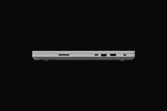 dostosuj swoje ostrze 16 Razer ZF646 jeden kolor laptop
